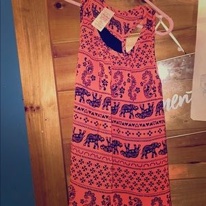 Only has been worn once and in perfect shape :)